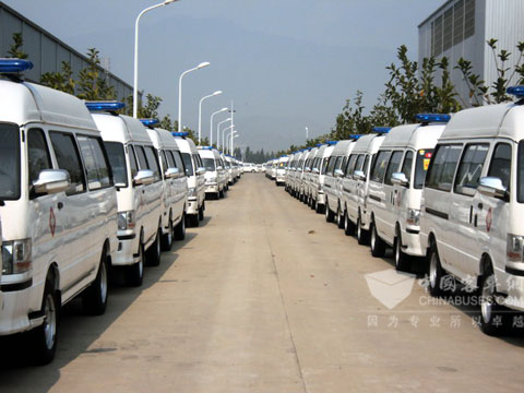 Xe buýt Kinglong nhận được đơn đặt hàng lớn với 291 xe buýt hạng nhẹ từ Tứ Xuyên & Cam Túc