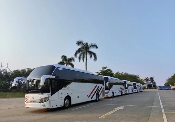 Xe buýt tùy chỉnh King Long được xuất khẩu sang Ả Rập Saudi, tạo điều kiện thuận lợi cho việc vận chuyển Hajj